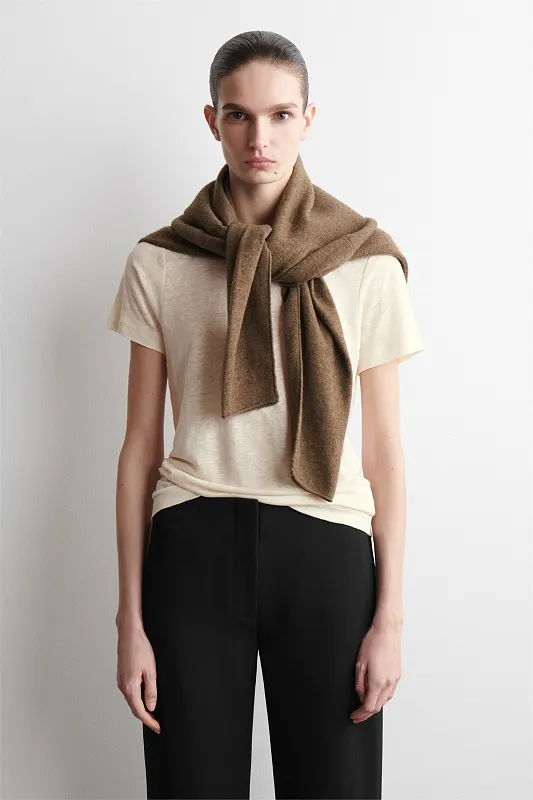 Льняная футболка