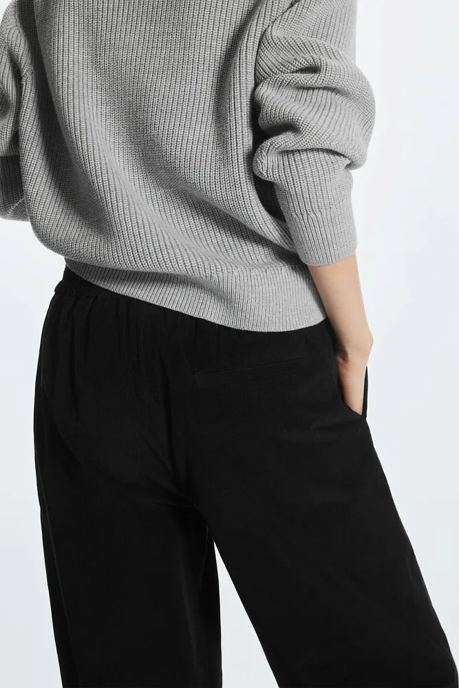 Брюки вельветовые COS