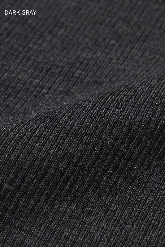 Водолазка из мериносовой шерсти UNIQLO   Водолазка из мериносовой шерсти UNIQLO