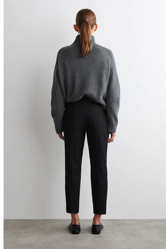 Укороченные брюки узкого кроя COS Укороченные брюки узкого кроя COS