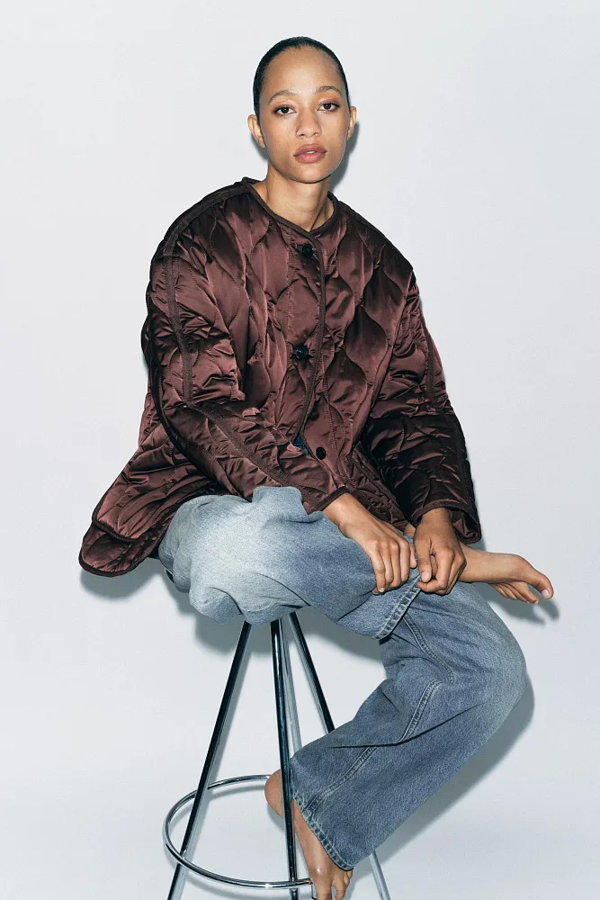 Стеганая атласная куртка ZARA