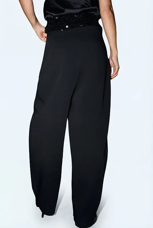 Брюки Balloon с защипами ZARA Брюки Balloon с защипами ZARA