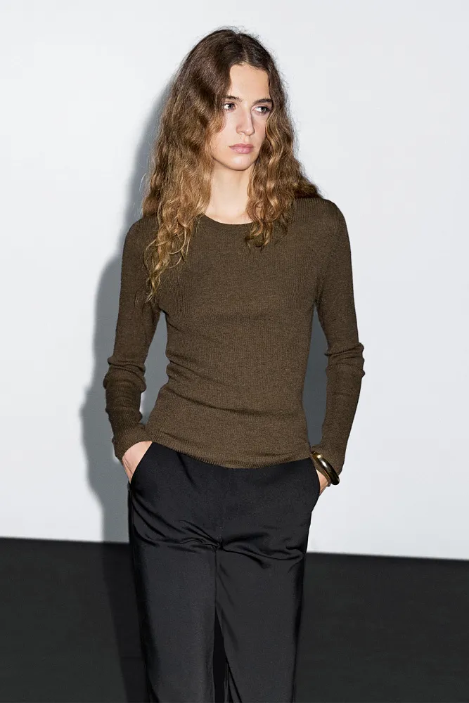 Джемпер из смесовой шерсти в рубчик MASSIMO DUTTI