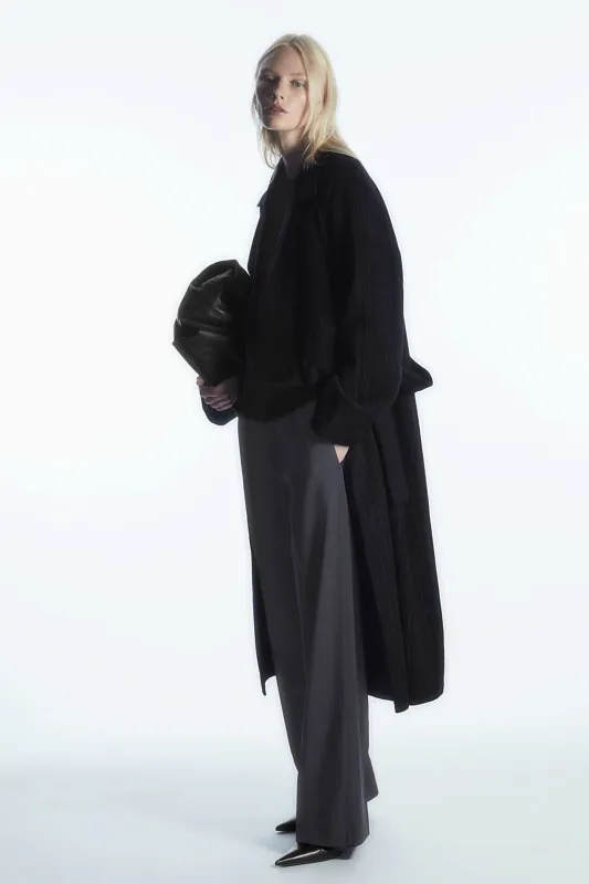 Брюки шерстяные COS Брюки шерстяные COS