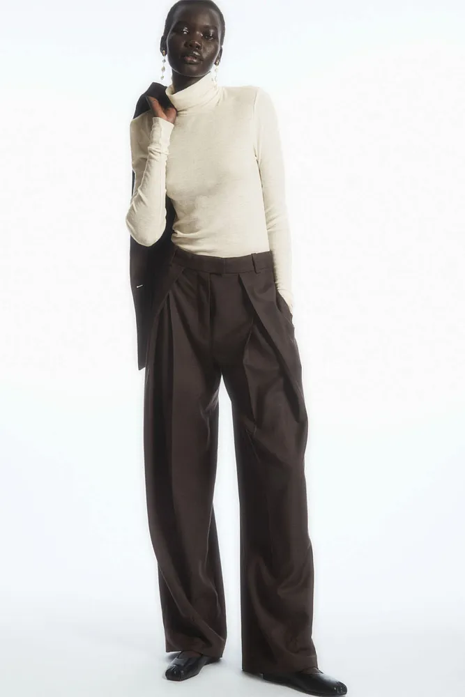 Водолазка из шерсти мериноса COS