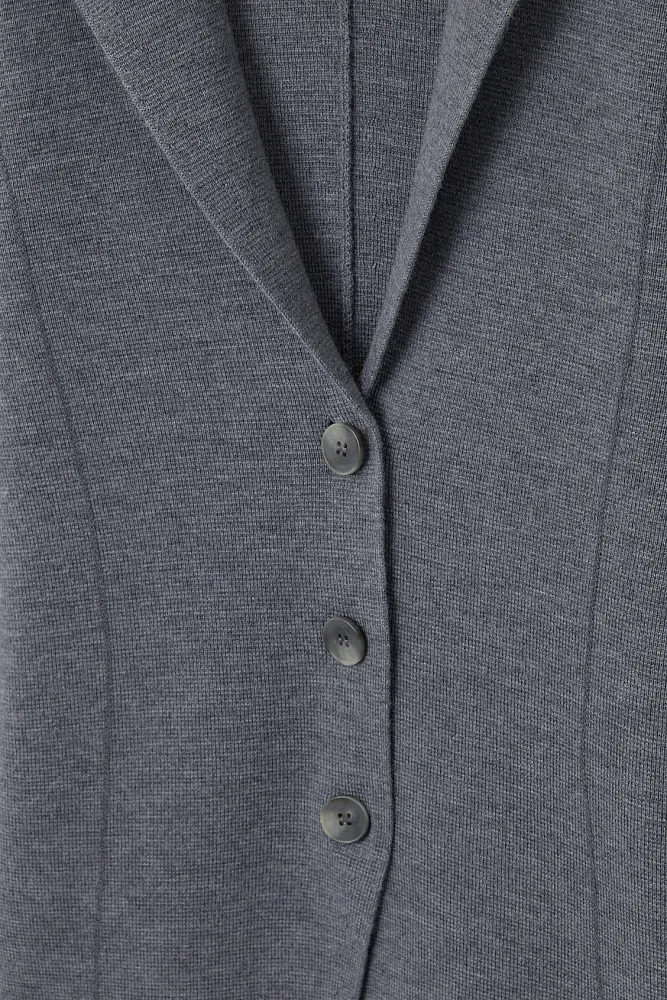 Приталенный трикотажный пиджак COS