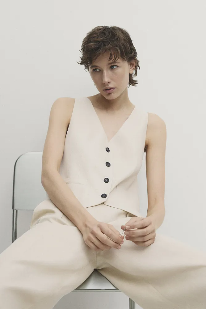 Костюмный жилет из льна MASSIMO DUTTI