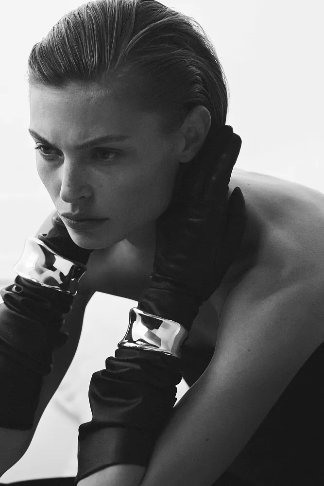 Скульптурный браслет COS