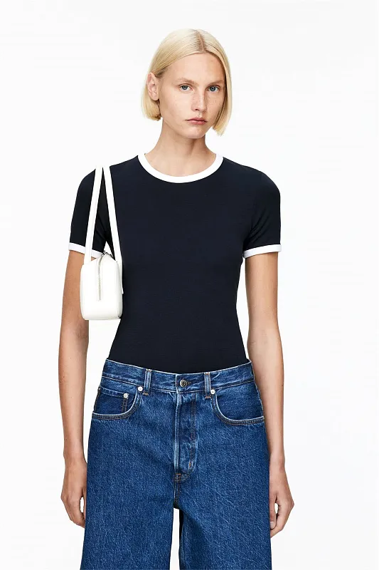 Футболка в рубчик