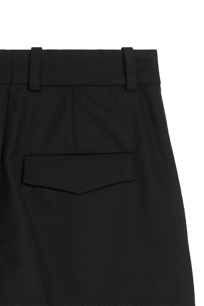 Брюки с завышенной талией и складками ARKET