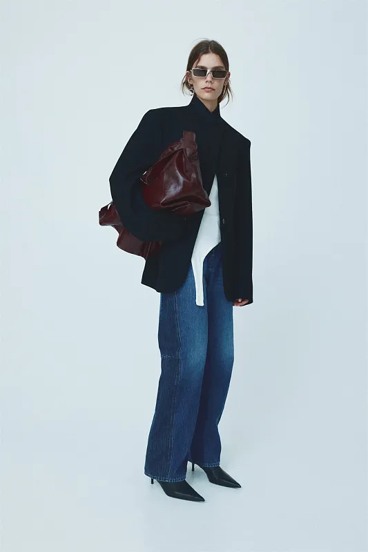 Двухцветные джинсы широкого кроя Двухцветные джинсы широкого кроя