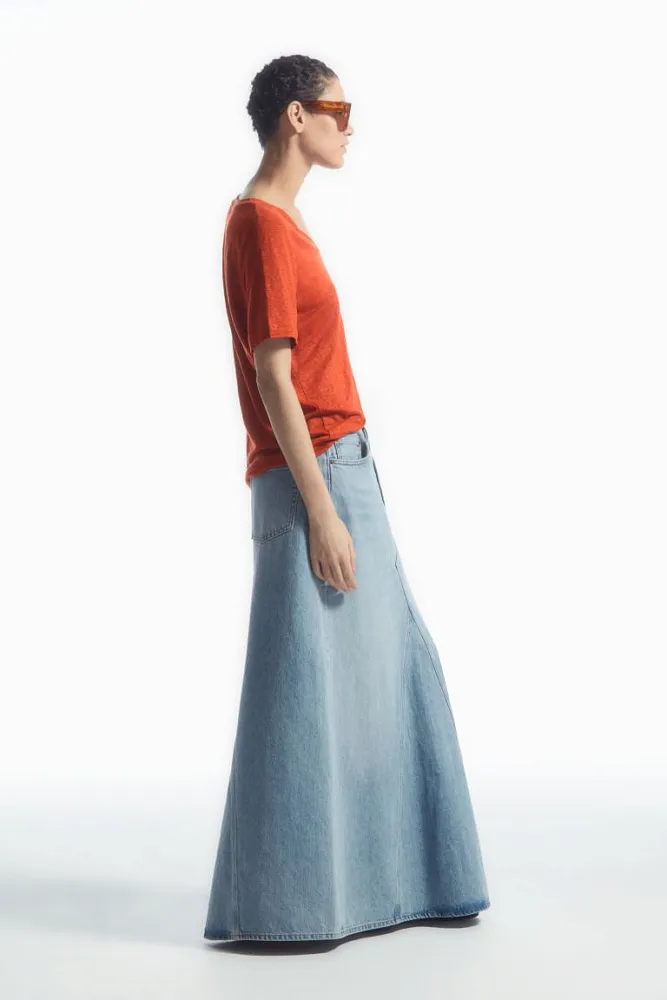 Льняная футболка с V-образным вырезом COS