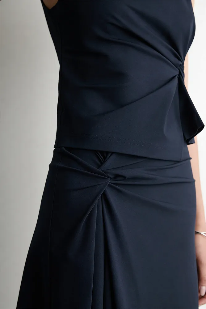 Трикотажная юбка миди с крученым элементом COS