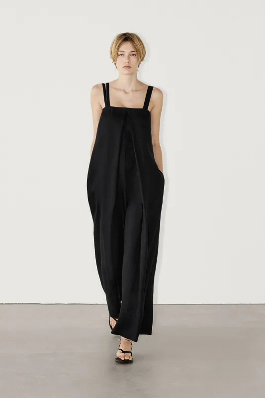 Комбинезон на бретелях Комбинезон на бретелях