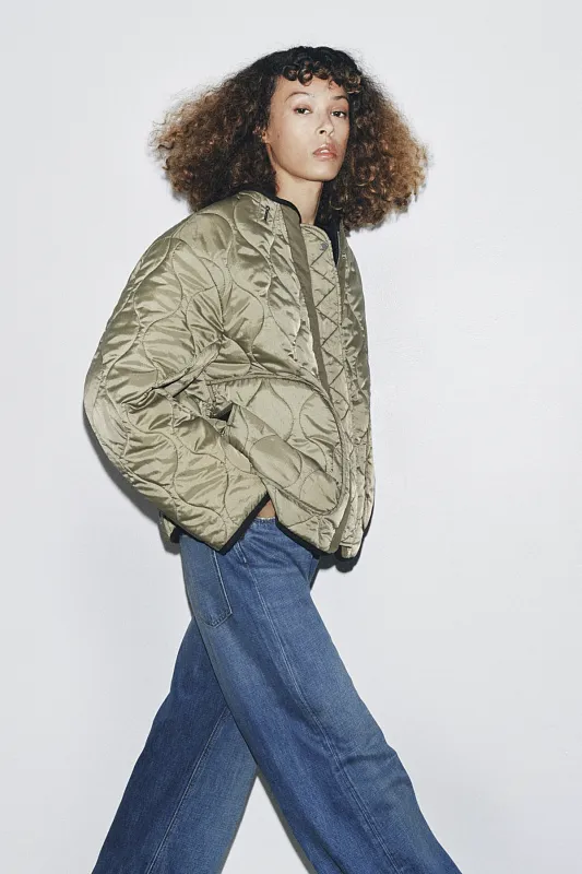 Двусторонняя стеганая куртка ZARA Двусторонняя стеганая куртка ZARA