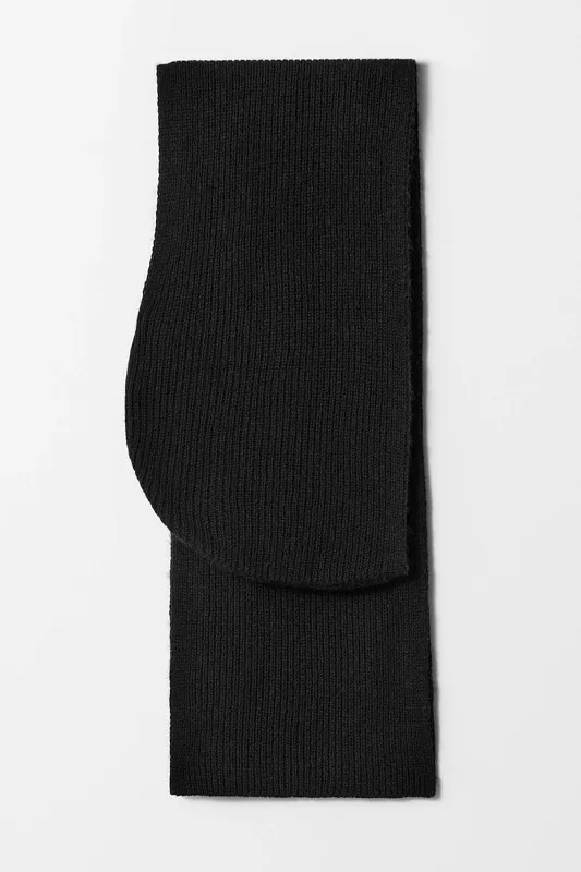 Шерстяной шарф с капюшоном & OTHER STORIES Шерстяной шарф с капюшоном & OTHER STORIES