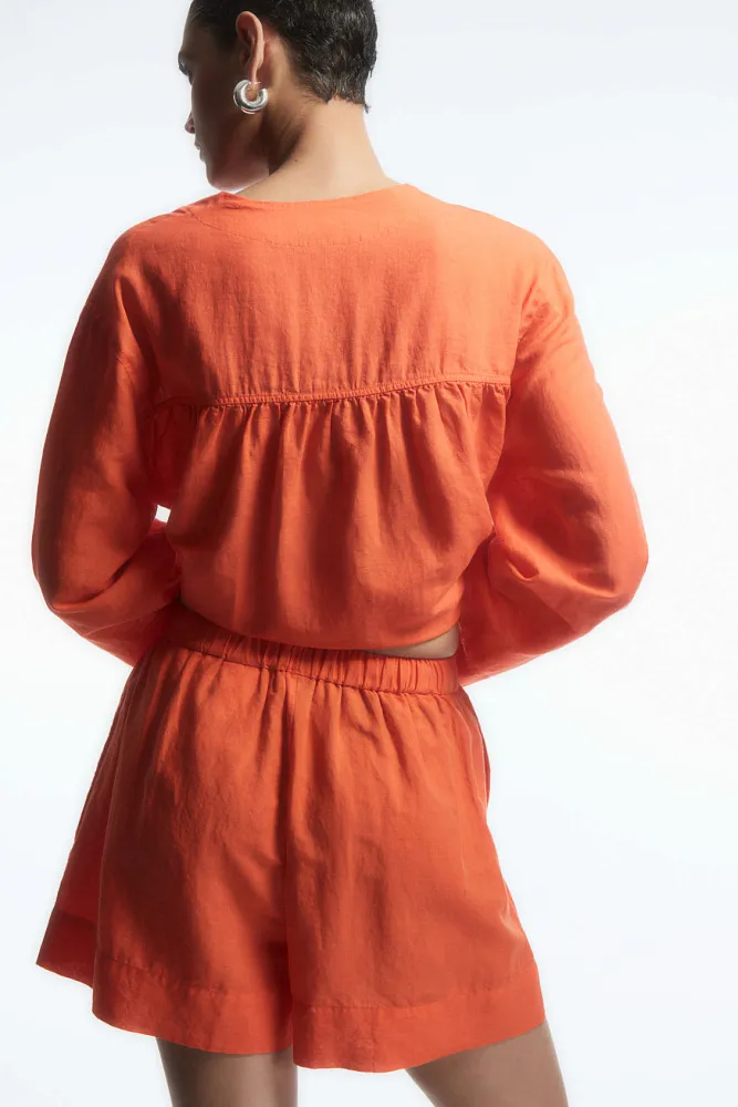 Шорты льняные COS