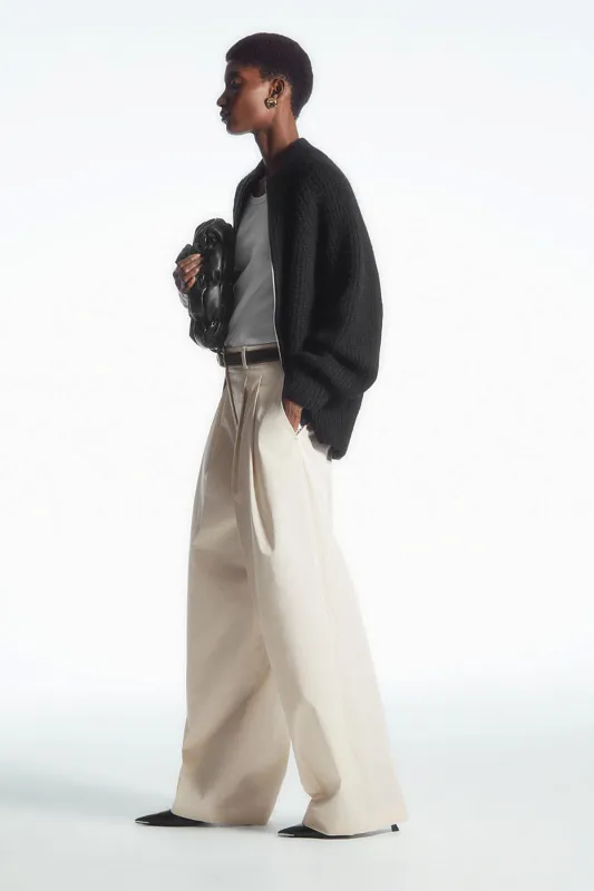 Широкие брюки из саржи COS   Широкие брюки из саржи COS