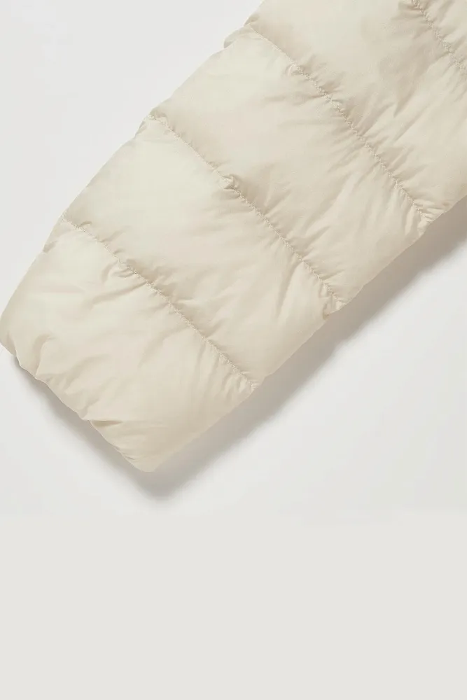 Ультралегкий пуховик UNIQLO