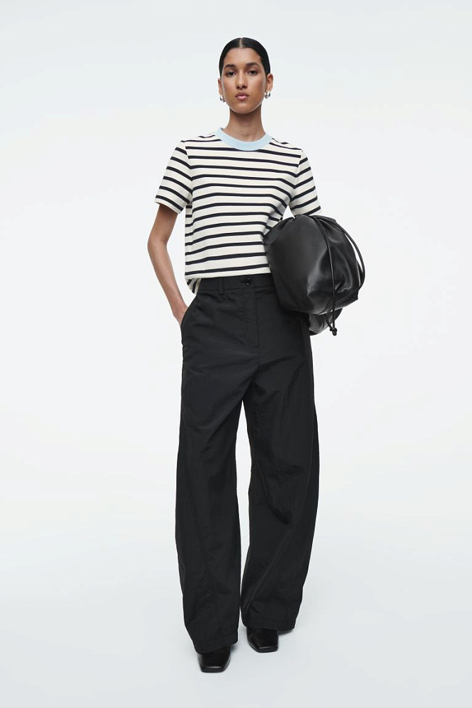 Футболка COS