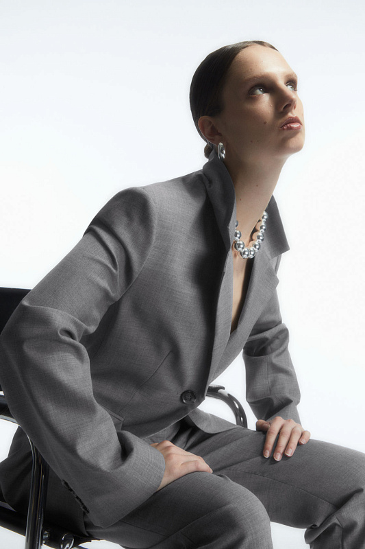 Пиджак из шерсти COS Пиджак из шерсти COS