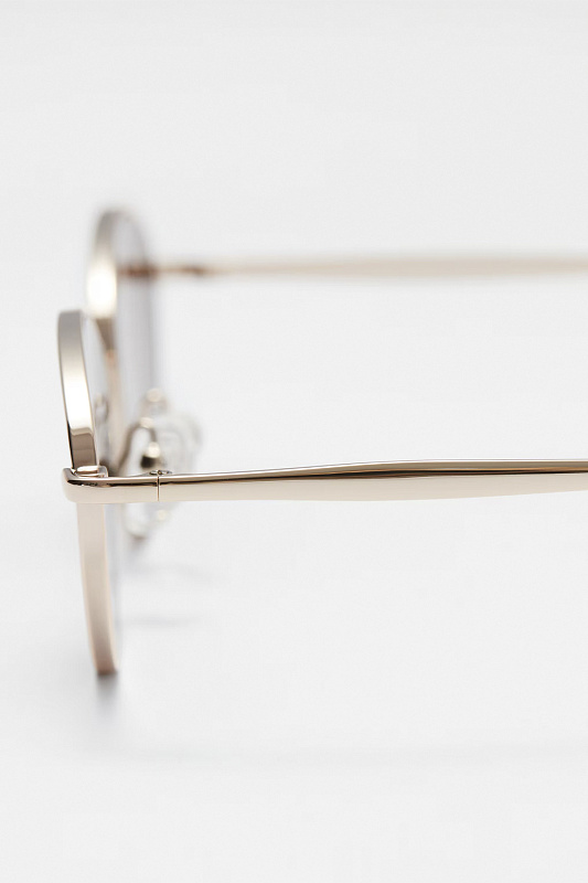 Овальные солнцезащитные очки в металлической оправе & OTHER STORIES Овальные солнцезащитные очки в металлической оправе & OTHER STORIES