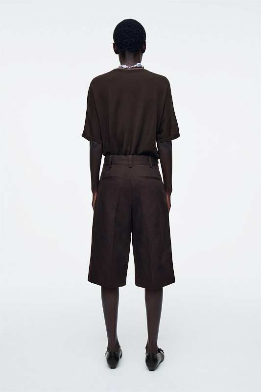 Удлиненные шорты из льняной смеси COS Удлиненные шорты из льняной смеси COS