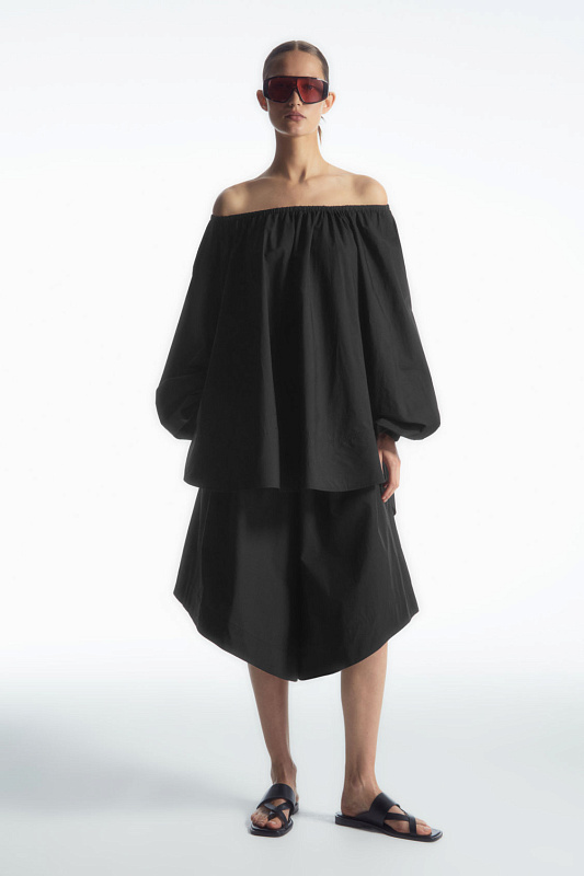 Широкие шорты со сборками Широкие шорты со сборками