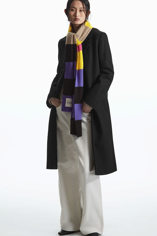 Шарф в полоску COS Шарф в полоску COS