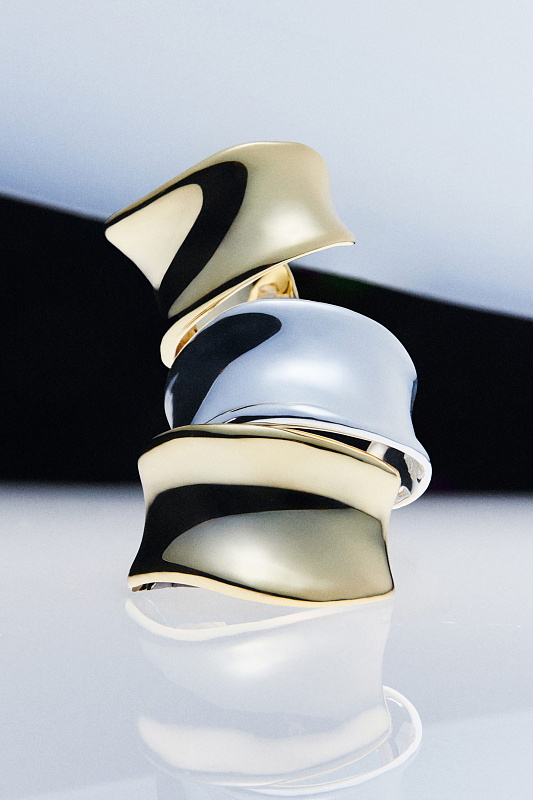 Скульптурный браслет COS Скульптурный браслет COS