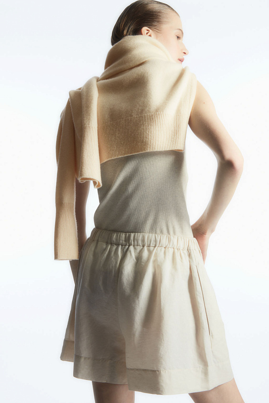 Шорты льняные COS Шорты льняные COS