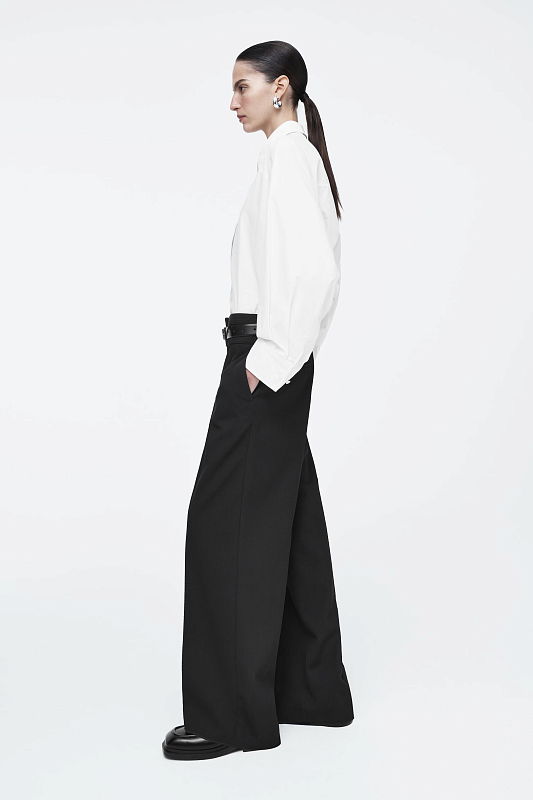 Широкие брюки из шерстяного твила COS Широкие брюки из шерстяного твила COS